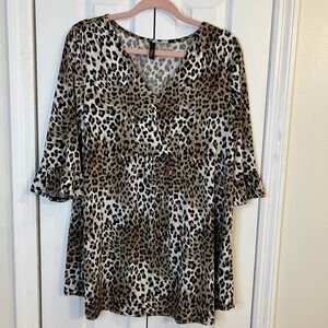 VOLL Leopard Print long top V-Neck‎ 3/4 Sleeve Ruffle Hem Animal Print